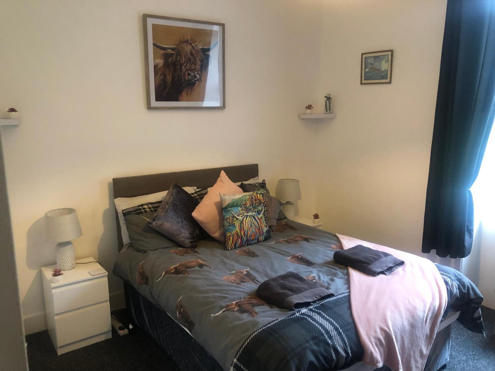 Captivating 2-Bed Apartment In Isle Of Bute รอธเซย์ ภายนอก รูปภาพ